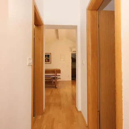 Apartman By The Sea Artatore, Losinj - 8022 *