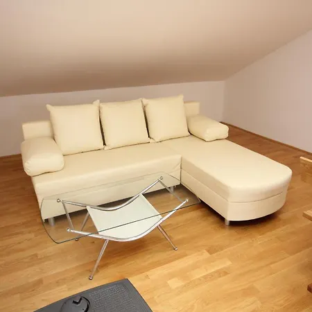 By The Sea Artatore, Losinj - 8022 Apartman Čunski
